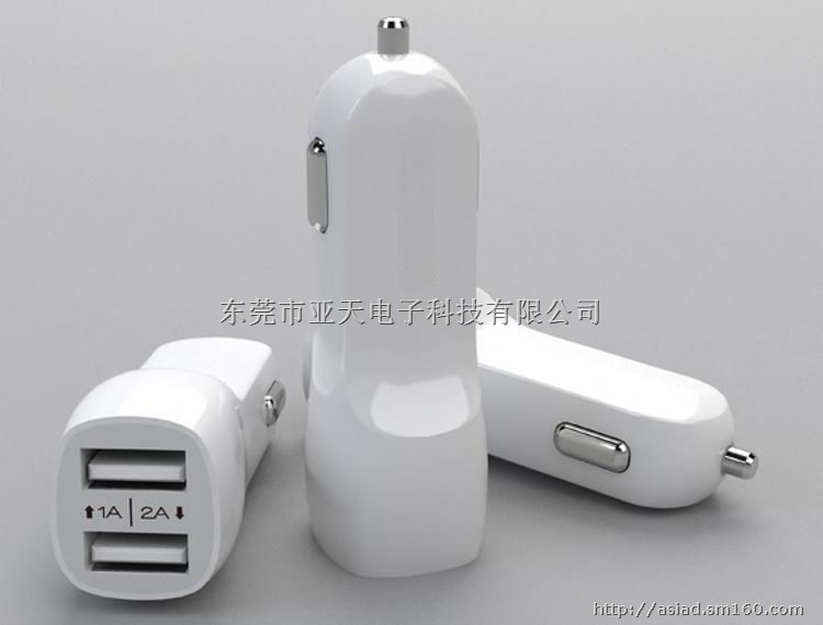 供应3.1a车载充电器,双USB车载ipad充电器