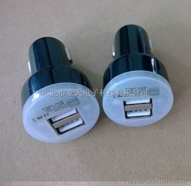 CE认证双USB车充 3100mA双USB车充