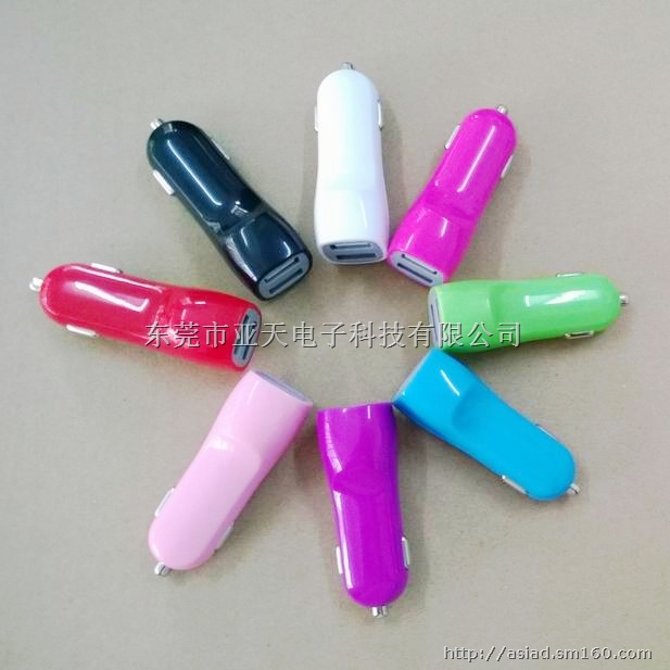 2400mA苹果车载充电器 ipad车载车充充电器